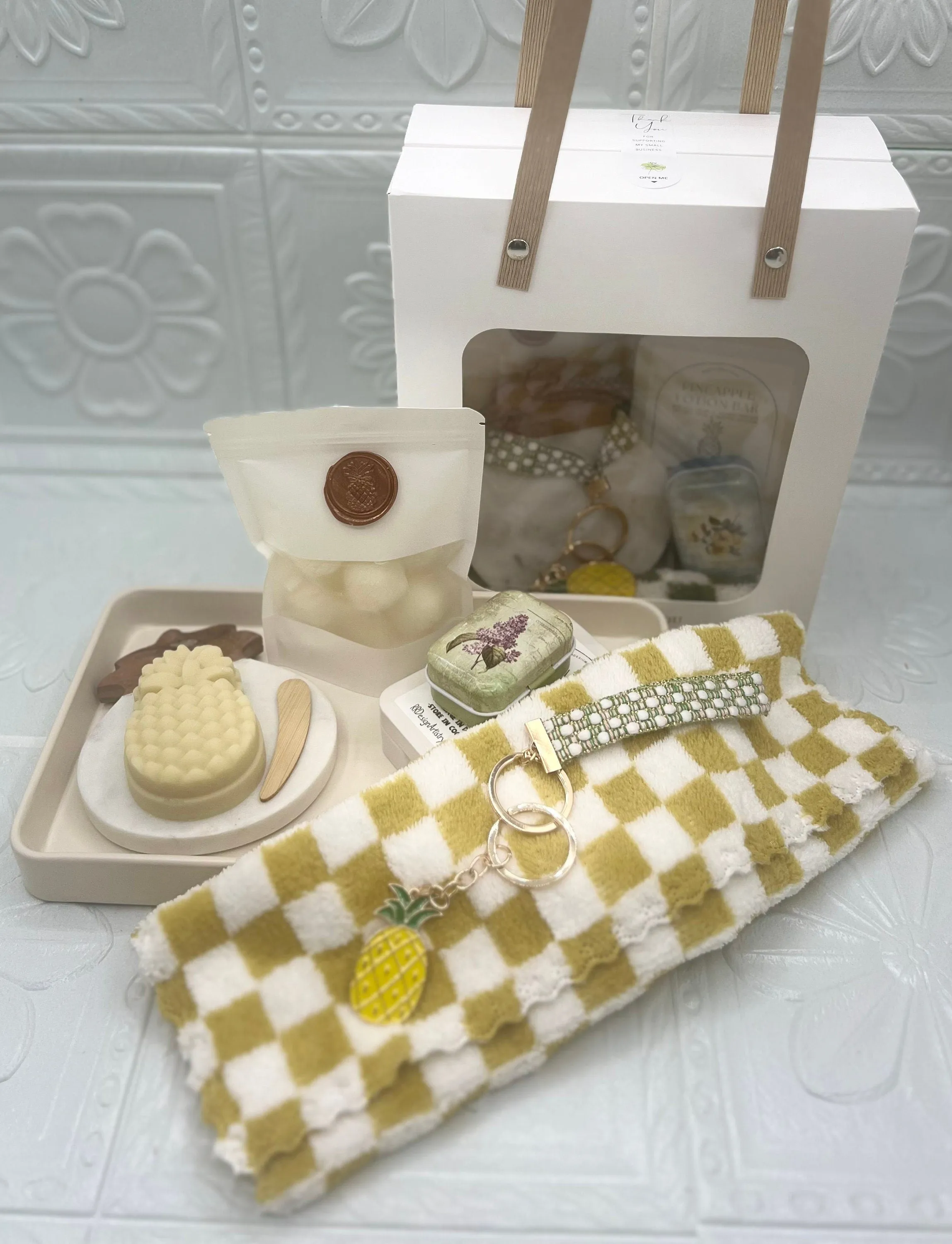 Pineapple Themed Pamper Yourself Bundle Gift Set